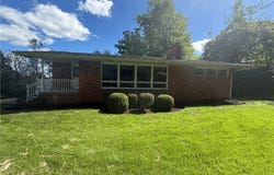 88 Hunter Lane, Colliers, WV 26035