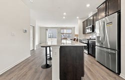 1209 Lakepointe Drive, Schaumburg, IL 60173