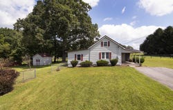 169 Harper Rd, Lewisburg, WV 24901