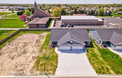 4086 Woodburn Court, Saginaw, MI 48603