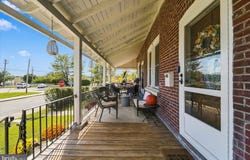 12 W PARK Road, HAVERTOWN, PA 19083