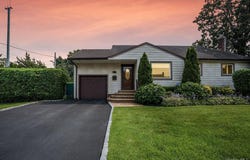 135 Southern Parkway, Plainview, NY 11803