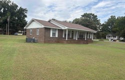 605 Trenholm Memorial Drive, Tuscumbia, AL 35674