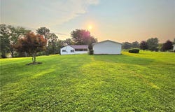 346 Island View Drive, Parkersburg, WV 26101