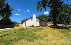 801 Dobson Drive, Charlotte, NC 28213
