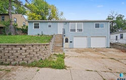 616 S Highland Ave, Sioux Falls, SD 57103