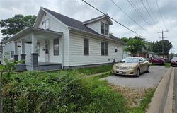 1527 Swanwick Street, Chester, IL 62233