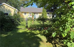 66 East Street, Canandaigua, NY 14424