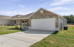 8033 Chesapeake Trail, Bauxite, AR 72011
