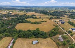 Hills Boulevard, Gravette, AR 72715