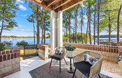 915 Northeast Drive, Davidson, NC 28036