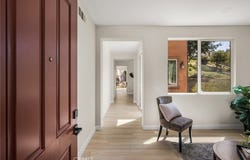 705 E Lemon Swirl, Azusa, CA 91702