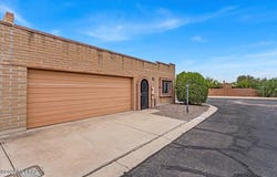 9050 E Calle Maria, Tucson, AZ 85710