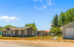 101 S 2nd Street, Roberts, MT 59070