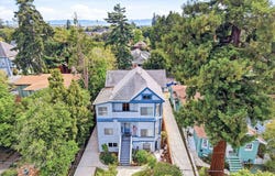 1718 Alameda Ave, Alameda, CA 94501