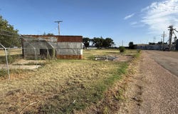 N Pine Street, Stratford, TX 79084