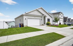 4673 E GOLDEN MEADOW Xing, Eagle Mountain, UT 84005