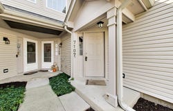 7107 S Stratton Lane, Gurnee, IL 60031