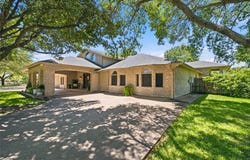 2749 Summit Avenue, Stephenville, TX 76401
