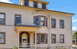 2057 Emerson St, Berkeley, CA 94703