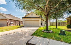 484 Travertine Trl, Buda, TX 78610