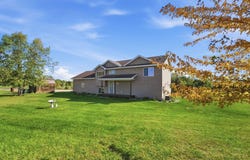 371 Rice City Circle, Darwin, MN 55324