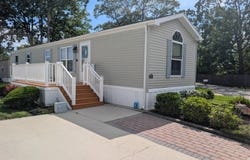 24 Quick St, Egg Harbor Township, NJ 08234