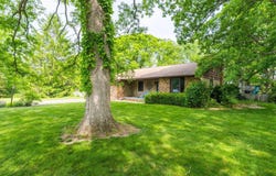 244 WHISPERING OAKS Drive, Germantown Hills, IL 61548
