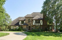 4576 Granger Road, Akron, OH 44333