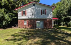 1341 Hazard Road, Haysi, VA 24256