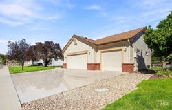 12486 W Meadow Wood Dr, Boise, ID 83713