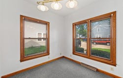 143 E Luther Ave, Oconomowoc, WI 53066