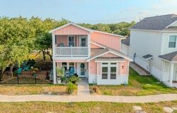 144 LAVACA CIR, ROCKPORT, TX 78382