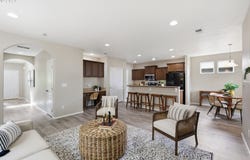 1961 ADELMAN Loop, Eugene, OR 97402
