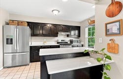 74 Freemont Ct, Franklin Twp., NJ 08873-4708