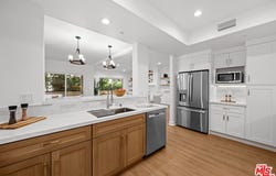 11115 Acama St, Studio City, CA 91602