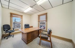 614 N 6th St, Sheboygan, WI 53081