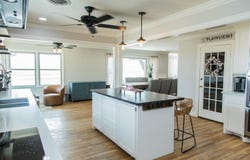 930 Sun Road, Plainview, TX 79072
