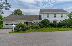 15 Old Stage Road, Woolwich, ME 04579
