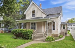 527 1st Street, Baraboo, WI 53913
