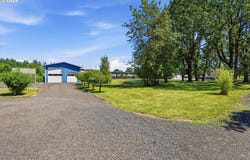 23420 NE HYLAND Dr, Newberg, OR 97132