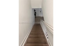 8867 W 35th Way, Hialeah, FL 33018
