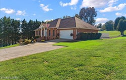 407 Mountain View Rd, Madisonville, TN 37354