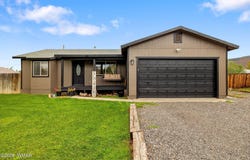 137 S Hamblin Street, Eagar, AZ 85925