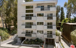 11606 Chenault St, Los Angeles, CA 90049