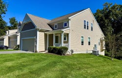 1073 Augusta Drive, Oxford, CT 06478