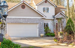 4366 BERRY Ln, Eugene, OR 97404