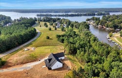 880 Starboard Drive, Bracey, VA 23919