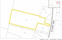 3751 S LOOP 1604, Adkins, TX 78101