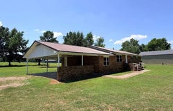 472462 E 1125 RD, Muldrow, OK 74948